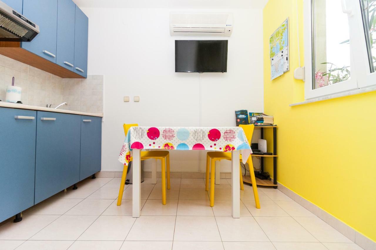 • Lungomare Beach Apartment Pula • Екстериор снимка