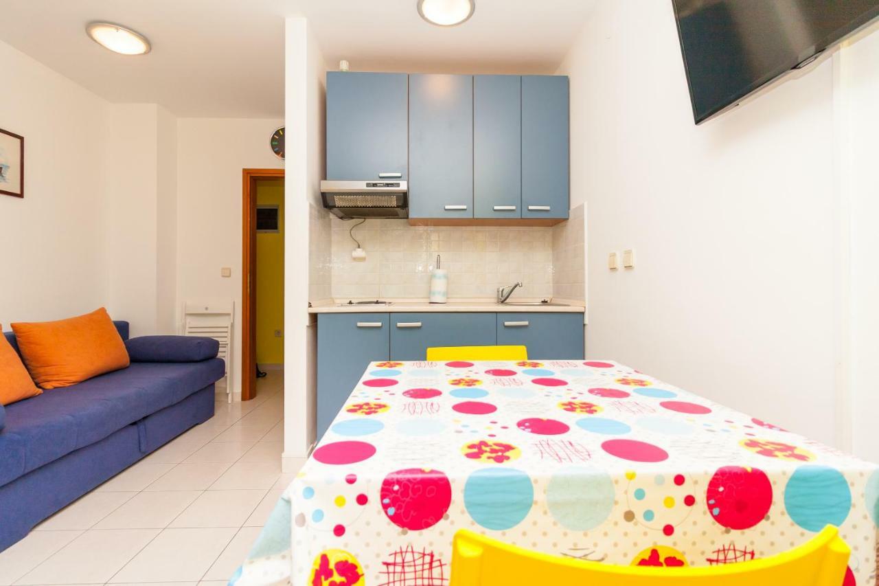 • Lungomare Beach Apartment Pula • Екстериор снимка