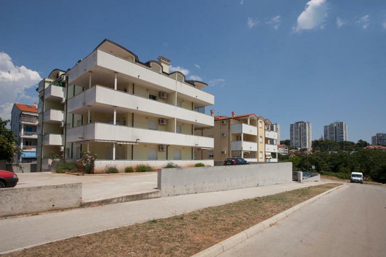 • Lungomare Beach Apartment Pula • Екстериор снимка